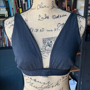 SKIMS Black Ribbed Bralette NWT